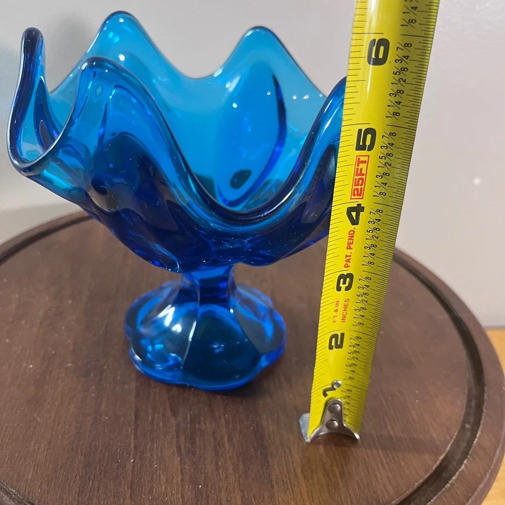 L.E. Smith Handkerchief Console Bowl Peacock Blue Glass Ruffled Pedestal